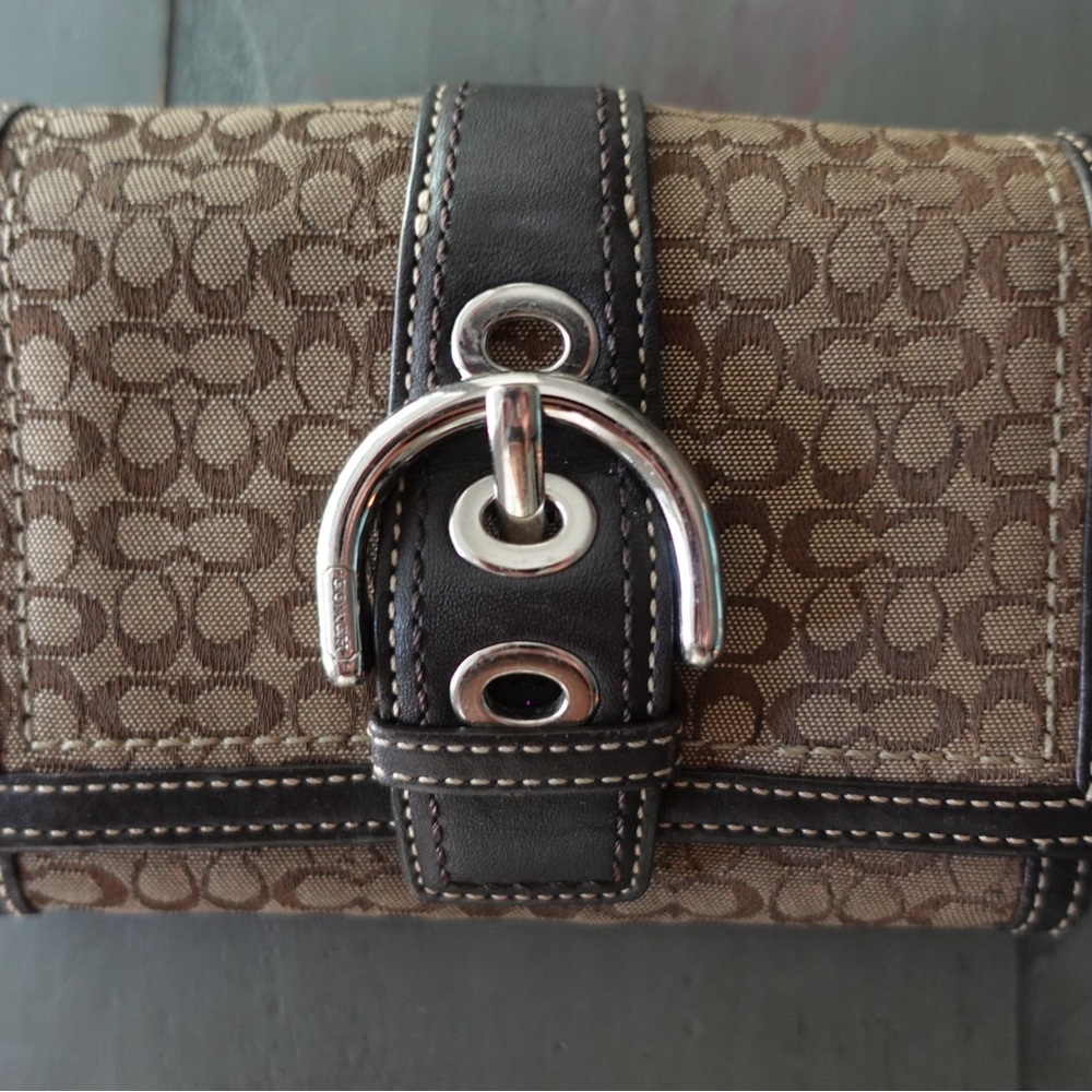 2000s Coach Bifold Wallet